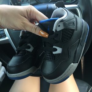 Jordans size 7c blue black excellent condition